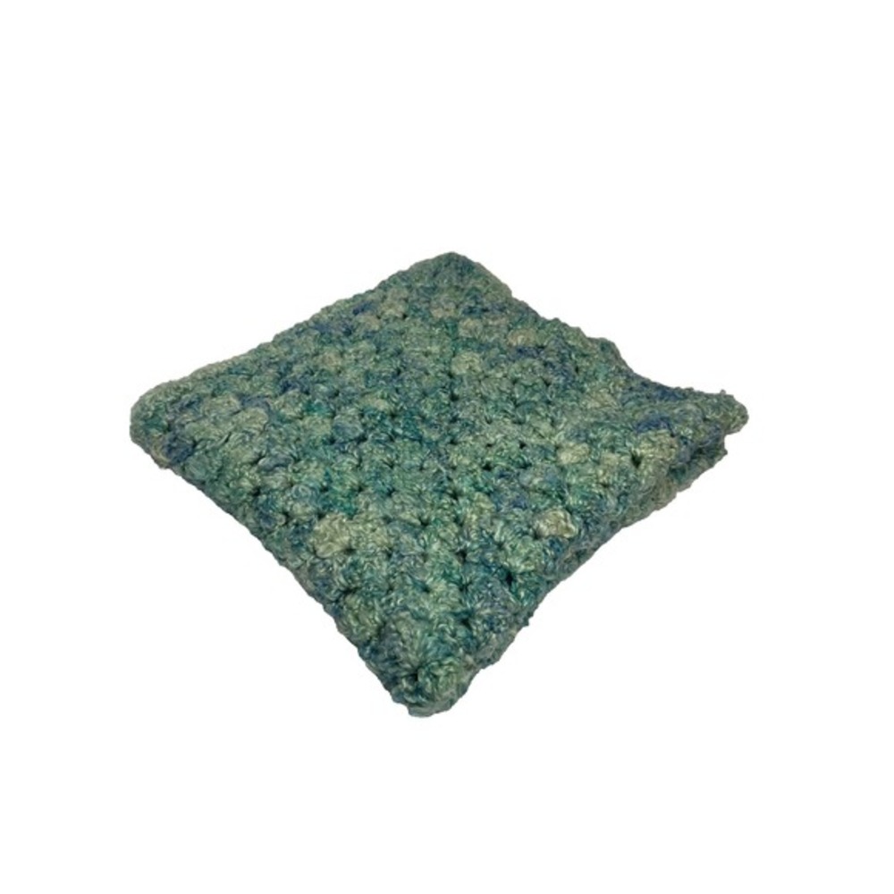 NEW hand crocheted baby blanket approximately 27X27 inches newborns 0-3 M‎ 0-6 M